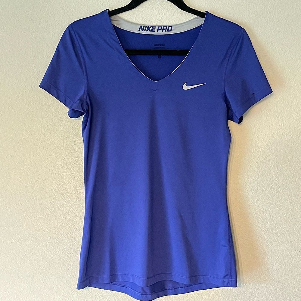 Women’s Nike Dri-Fit Bright Blue Short-Sleeve Active Top. Size Medium.
